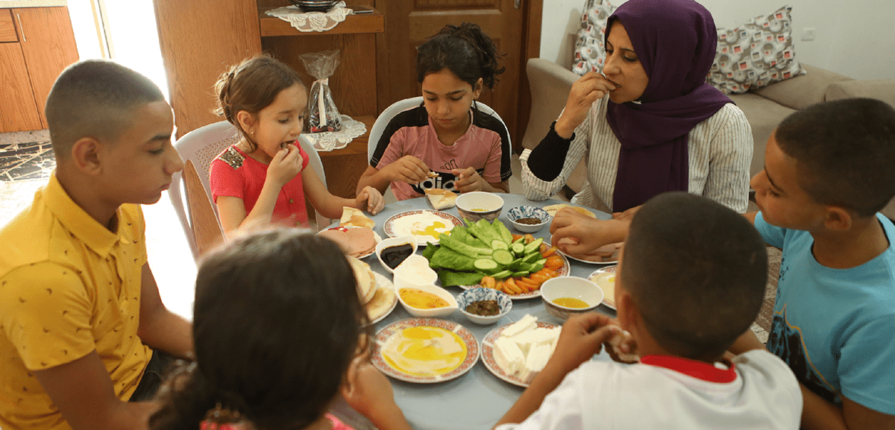 كيف تحافظين على صحتكِ وصحة أطفالكِ في شهر رمضان؟
